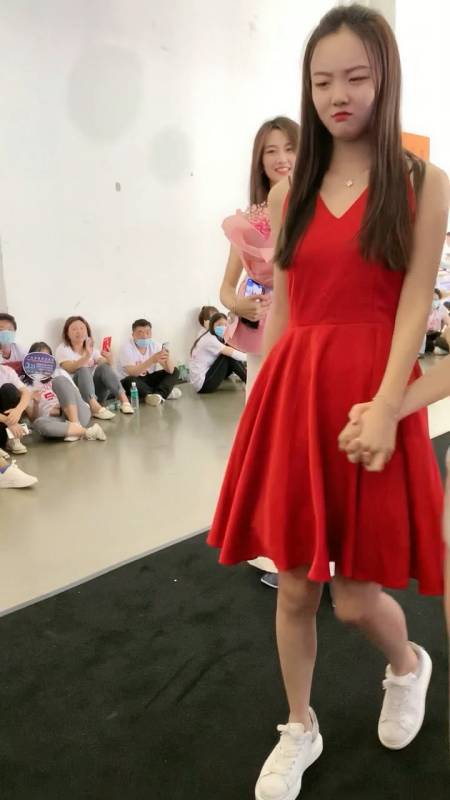 2020-11-14 1举报 门门吖a 38