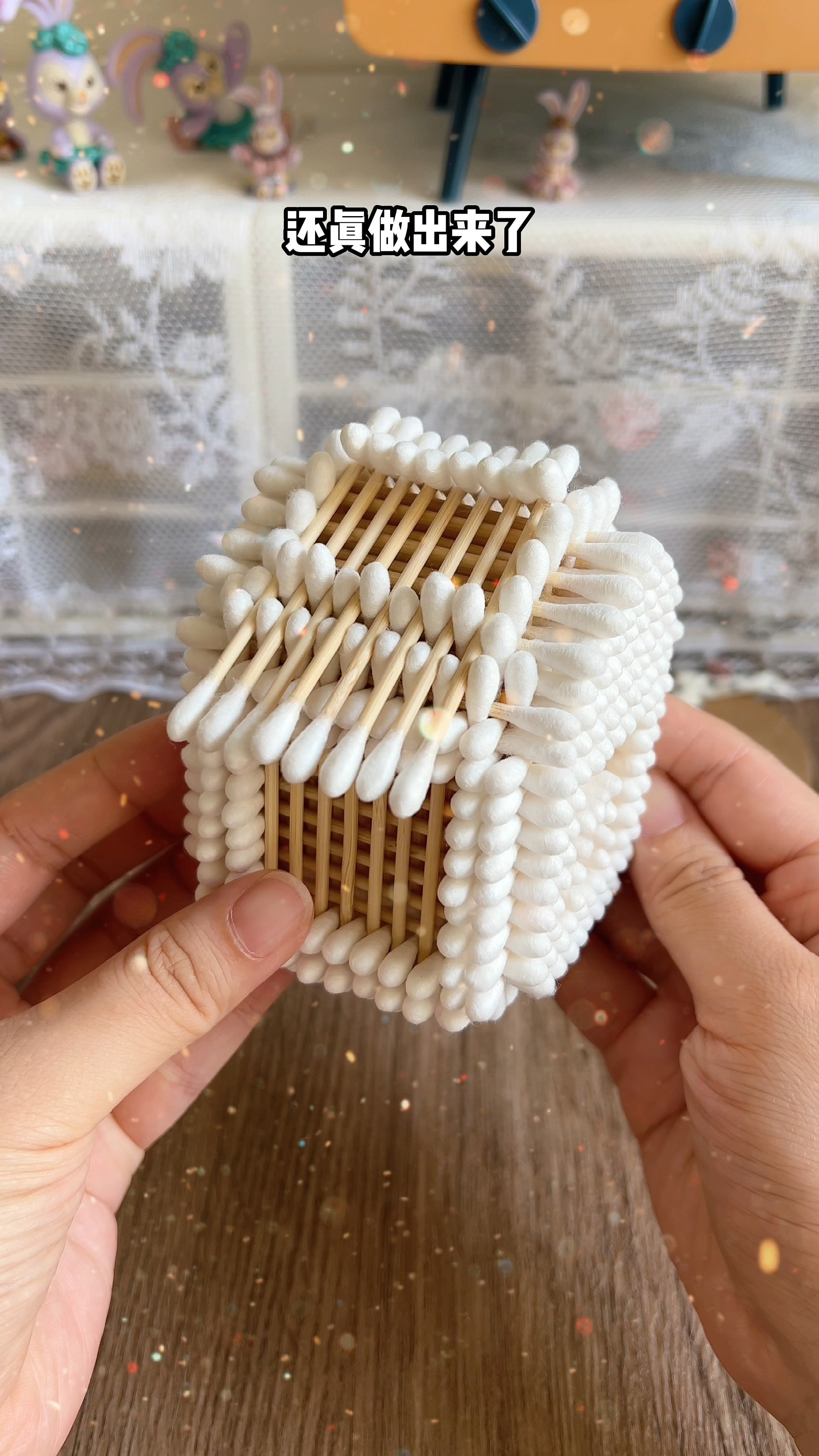 创意手工diy#用一盒棉签拼了个小房子-度小视