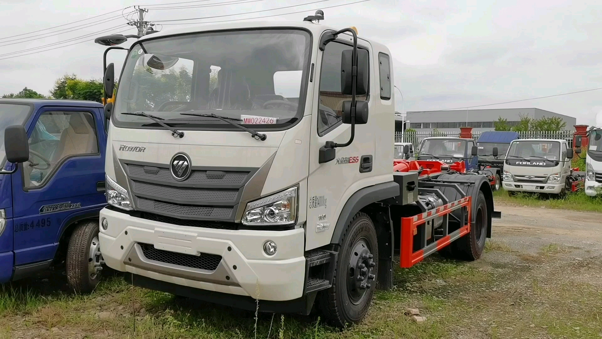 #汽车那些事#福田大金刚es5勾臂式垃圾车/车厢可卸式垃圾车