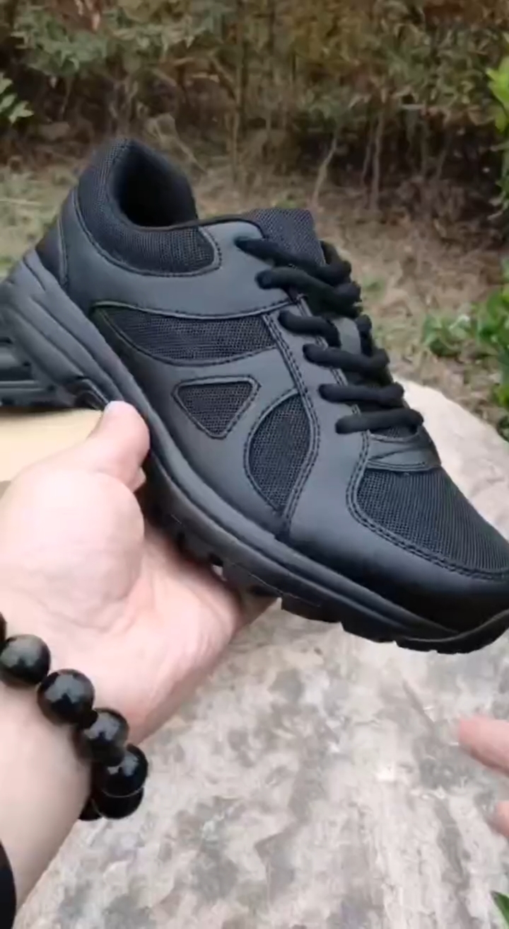 兵哥哥#16wj作训鞋,分为夏款和春秋款,样子一样