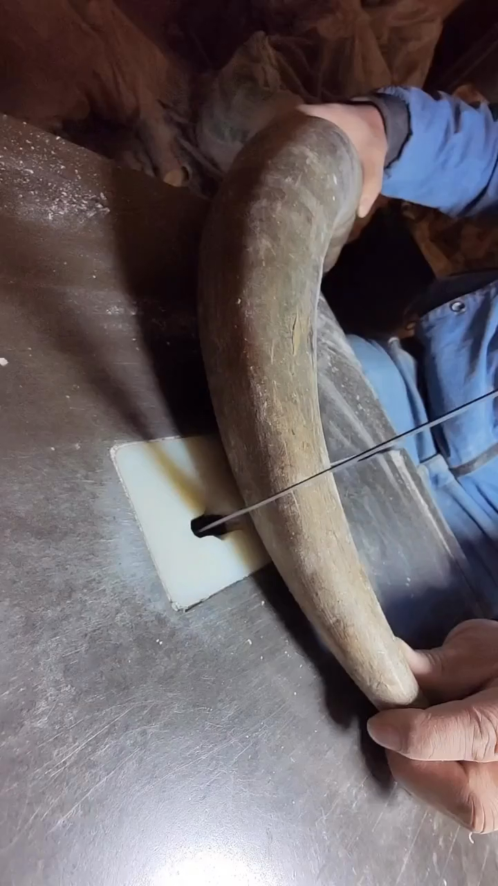 纯手工制作牛角梳