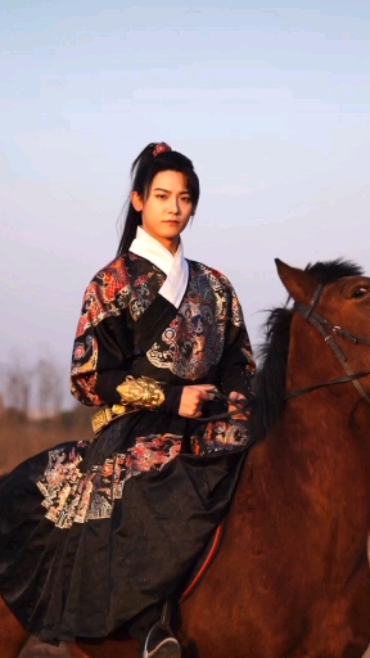 汉服#鹿荼白#古风##汉服美少年