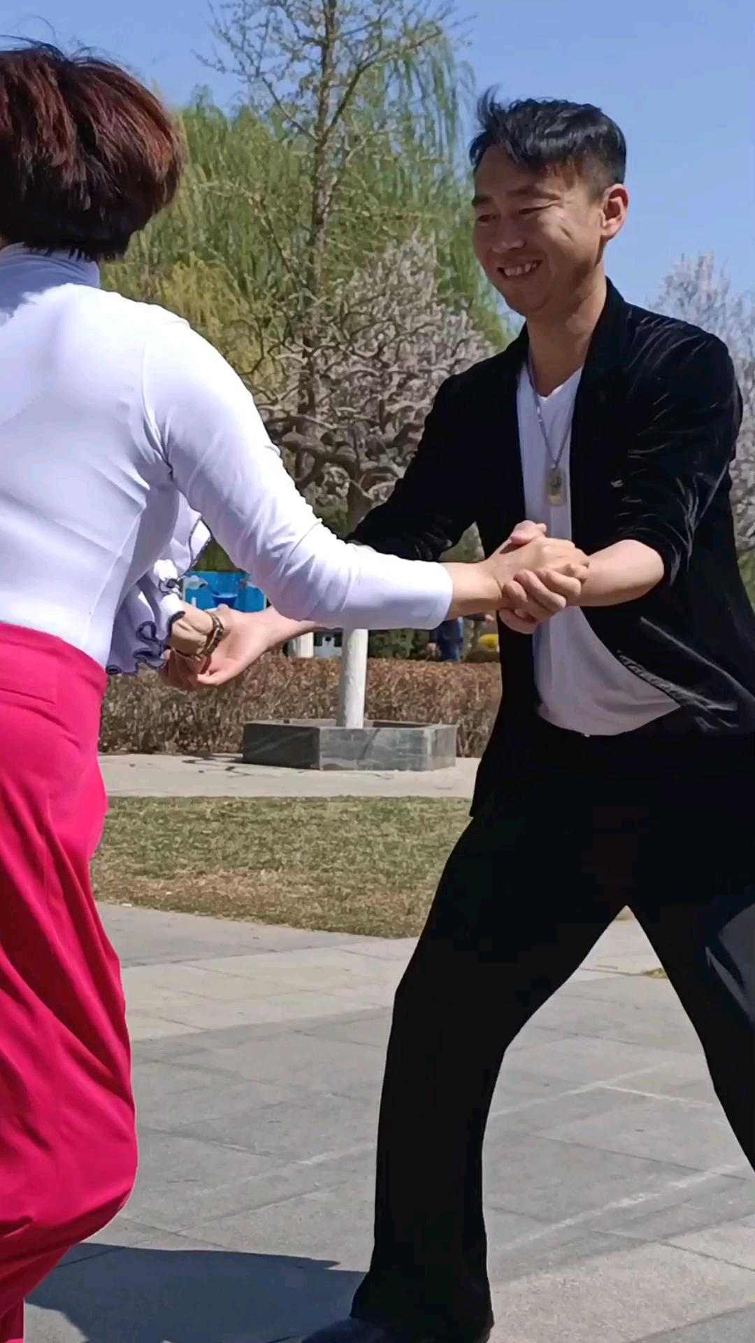 滨芳兄妹组合唐山小滨吉特巴