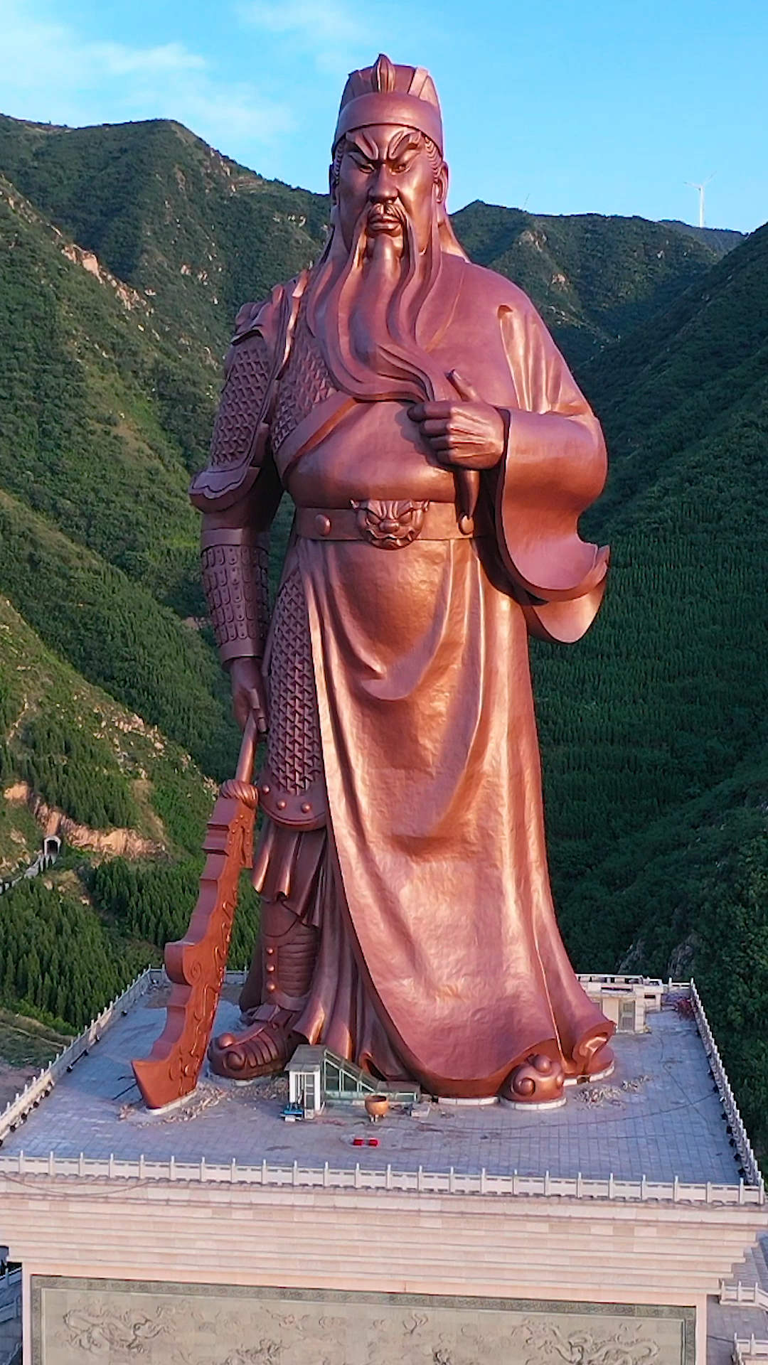 全国最大关公像,投资两个亿,高80米,建在山西运城关公故里