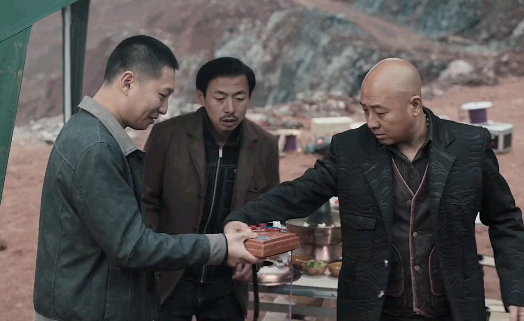 精彩影视#绿藤炸完了,看"绿滕炮王"神仙舞技如何"炸翻"全场!