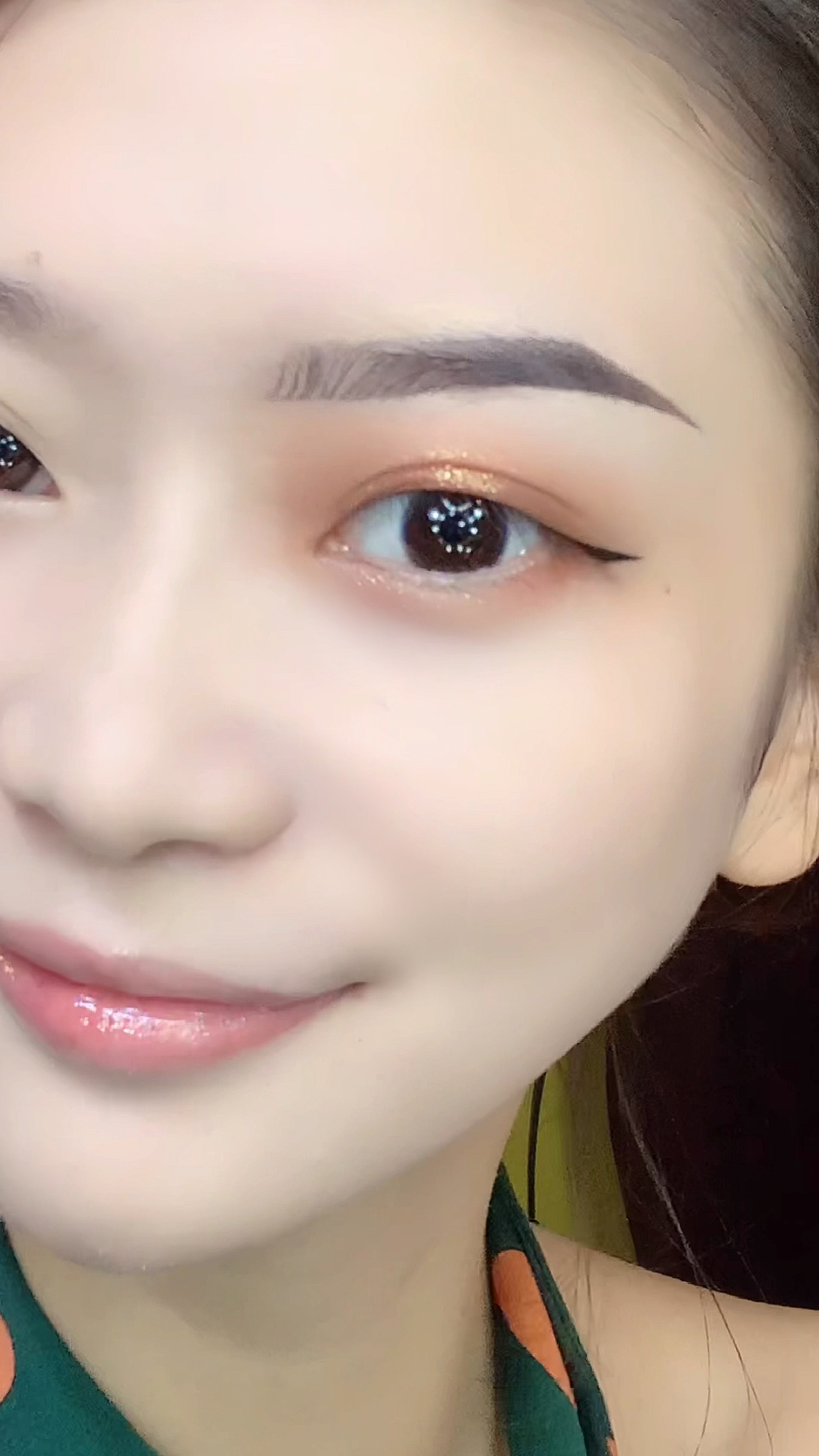 美妆分享#眼尾稍微加上一笔就很好看呐