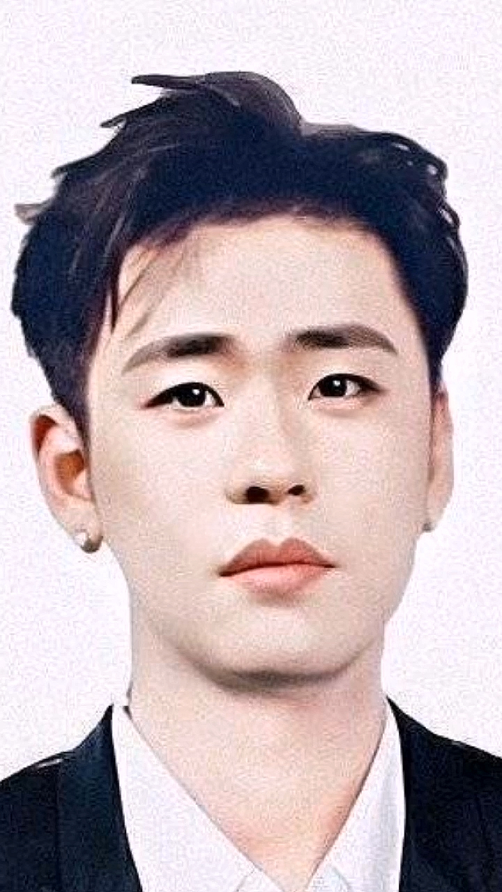 德云社#德云男子天团证件照