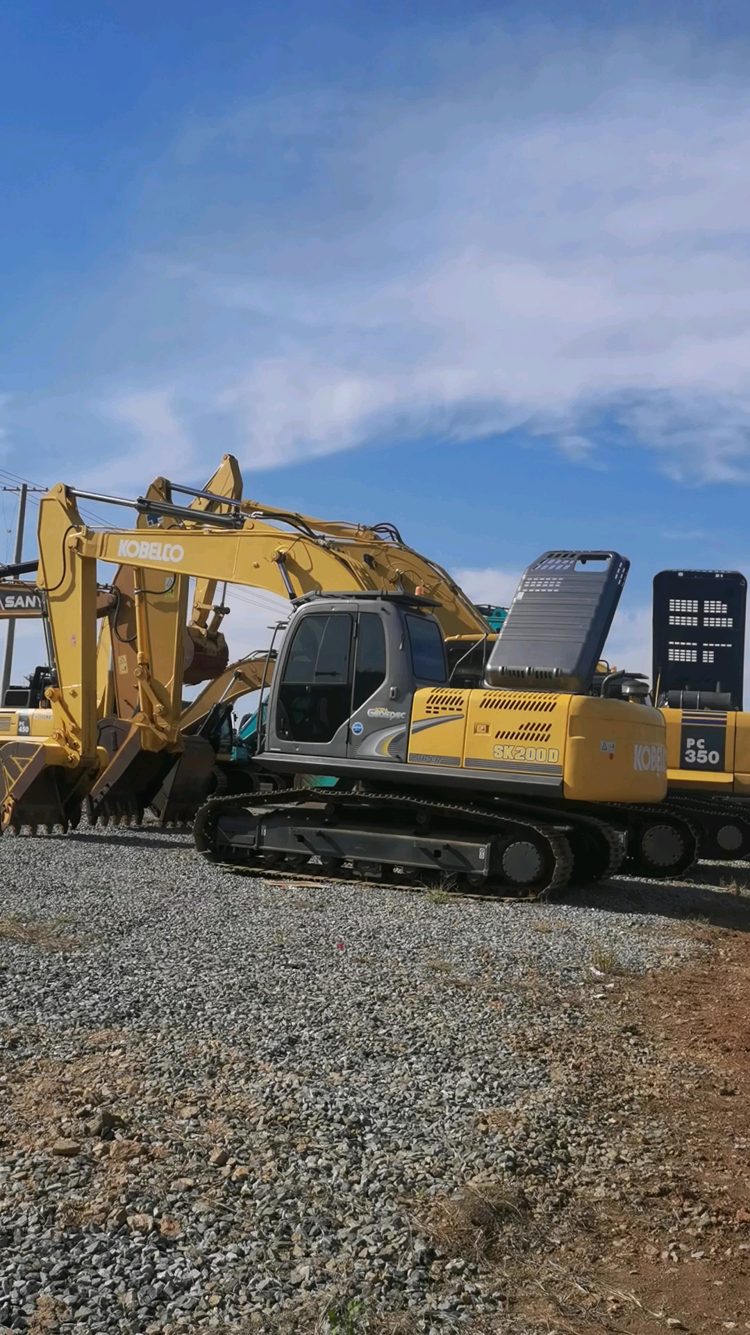 二手挖掘机个人#神钢大黄蜂260挖掘机现货实拍,四川大哥的心爱机型