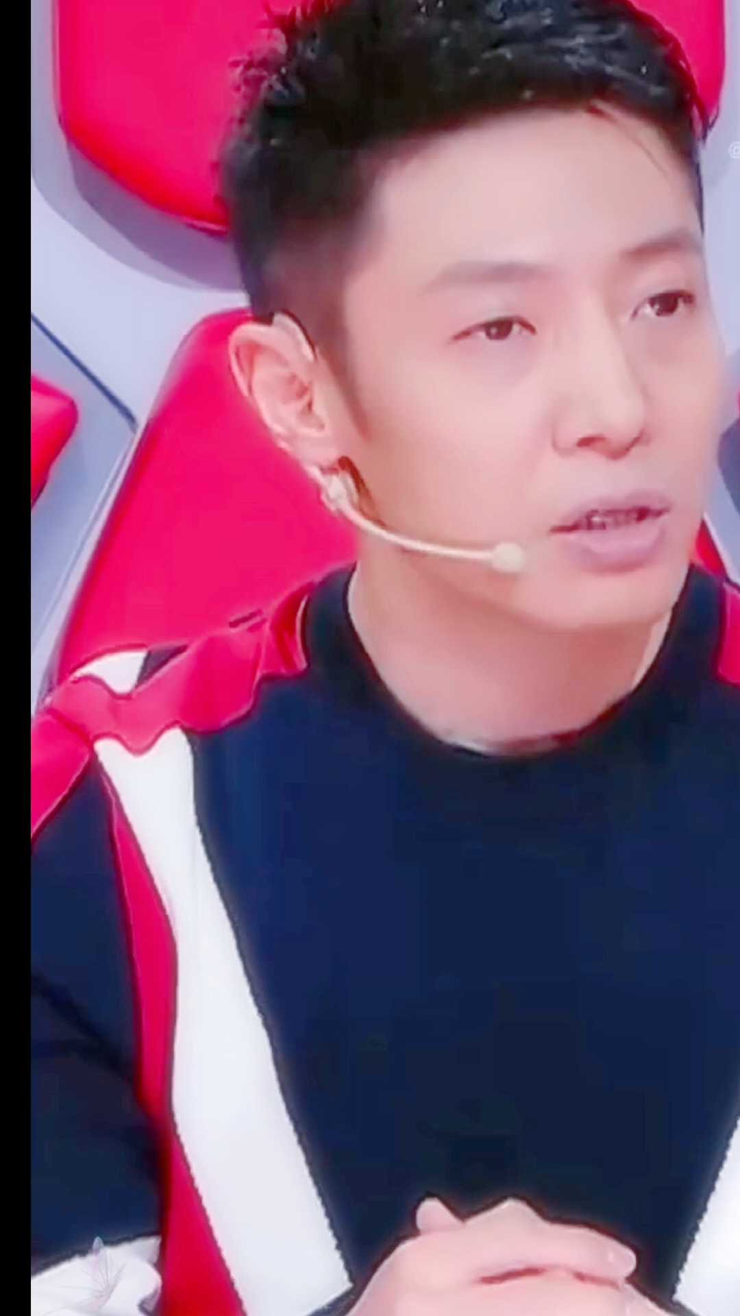 天才#萌娃王恒屹,背诗从来不输气势