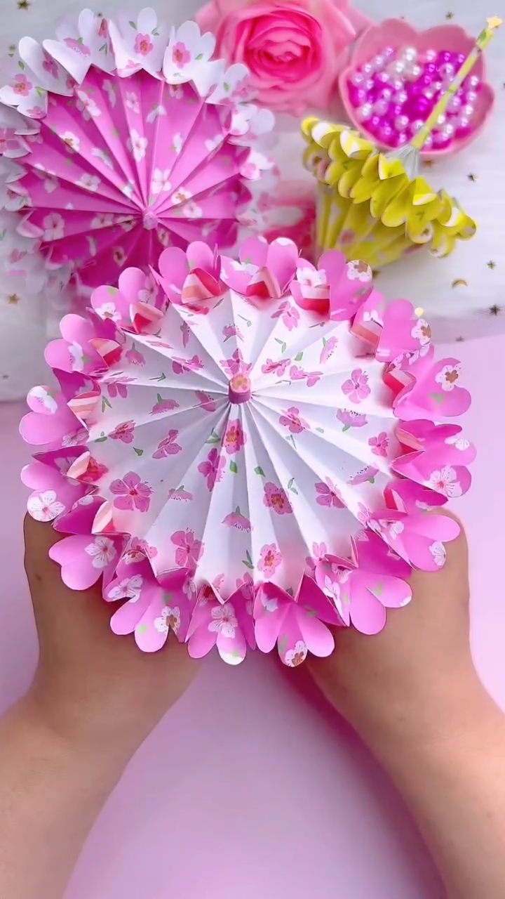 手工制作炎热的夏天到来了你的遮阳伞准备好了吗快让你的闺蜜给你做一