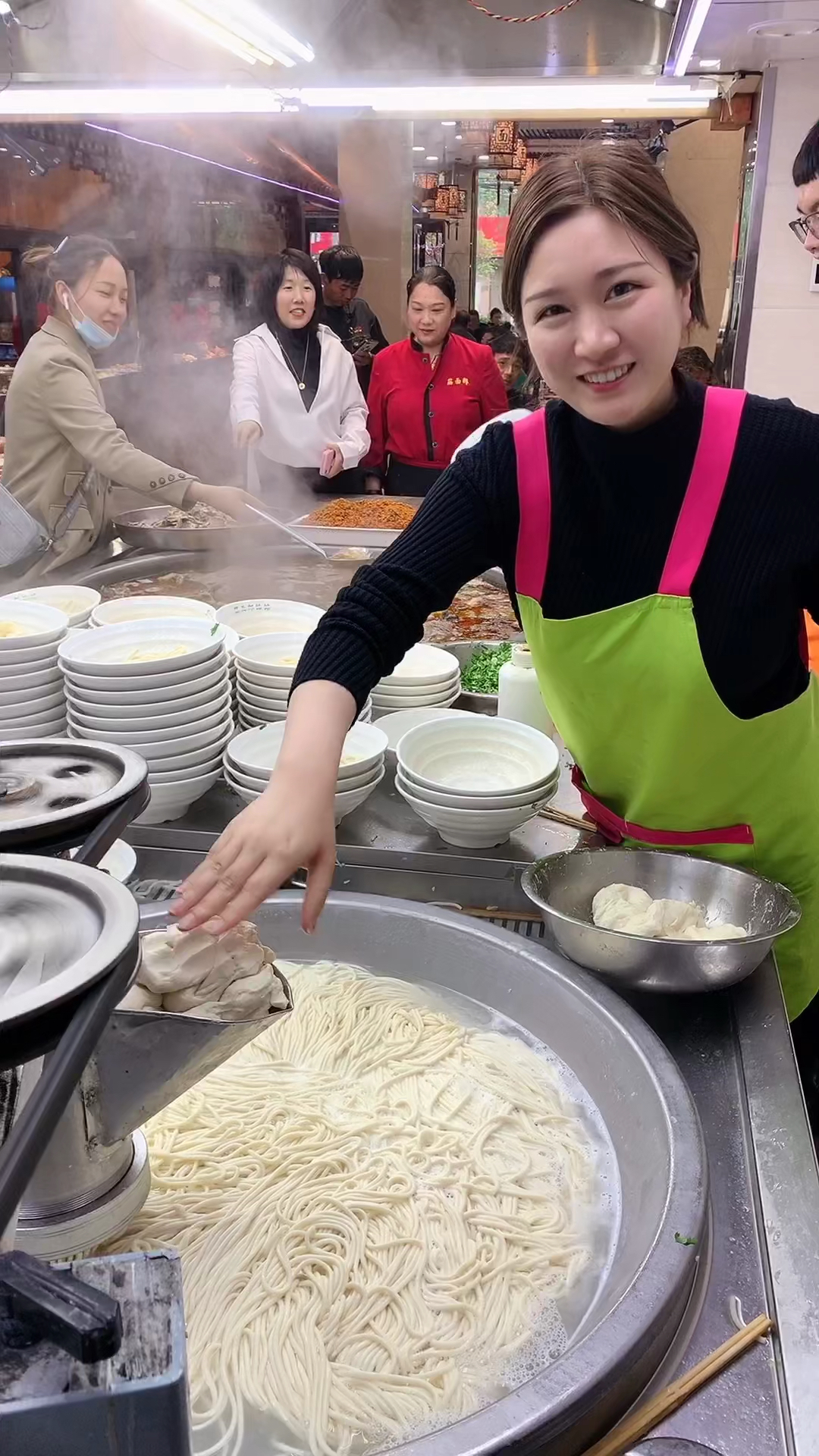 面馆最美老板娘