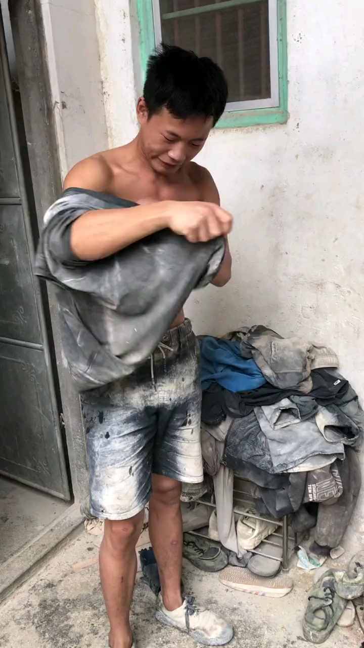 我要上热门#又脏又累的苦力活没人干!