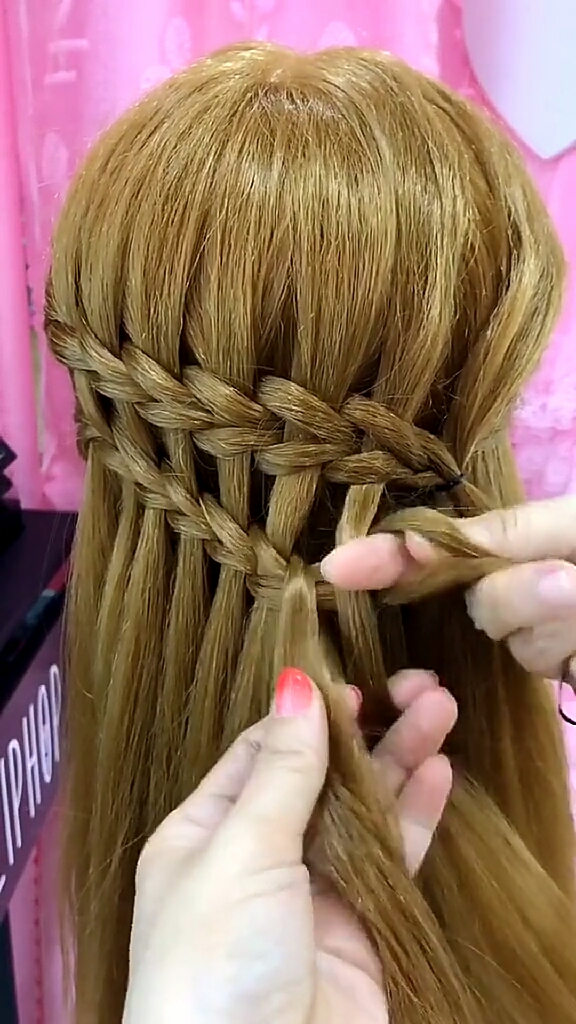 扎发精英#会扎头发的人一眼就能看出来,这是麦穗辫慢教程啦!
