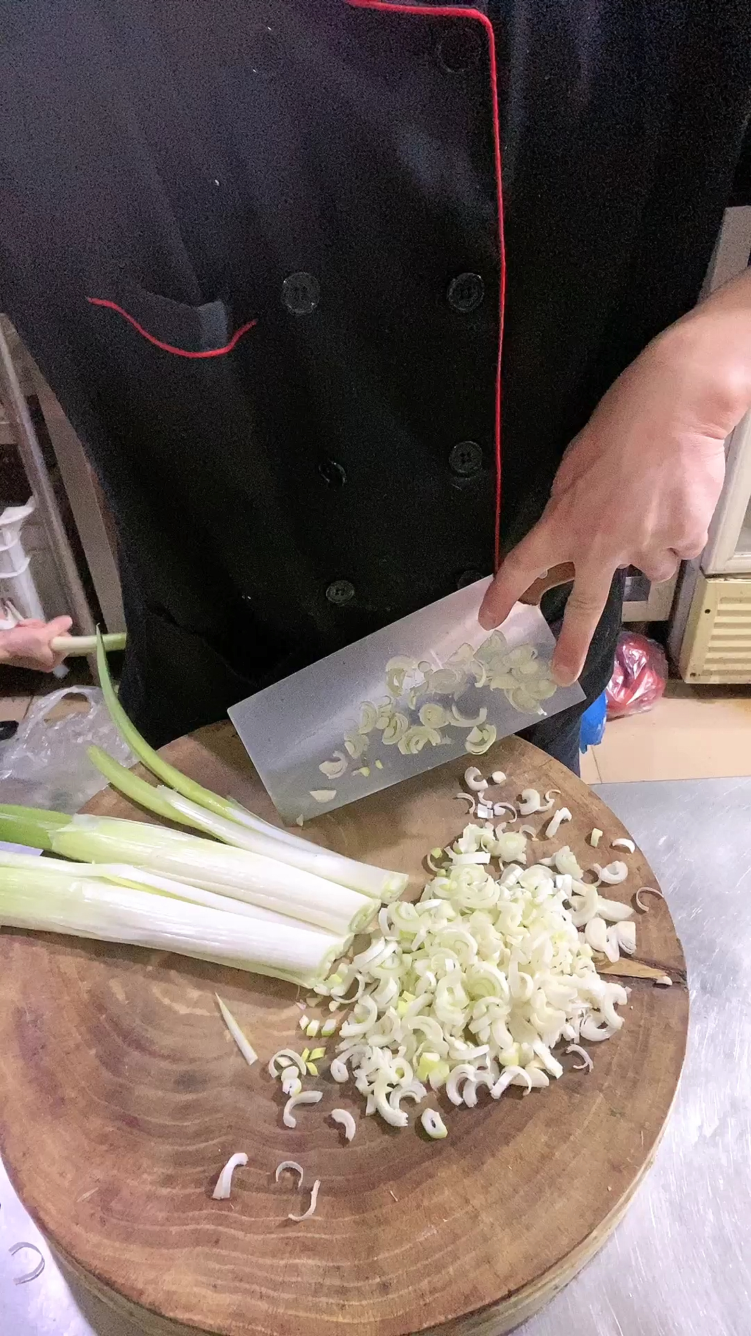 老师傅葱花切法