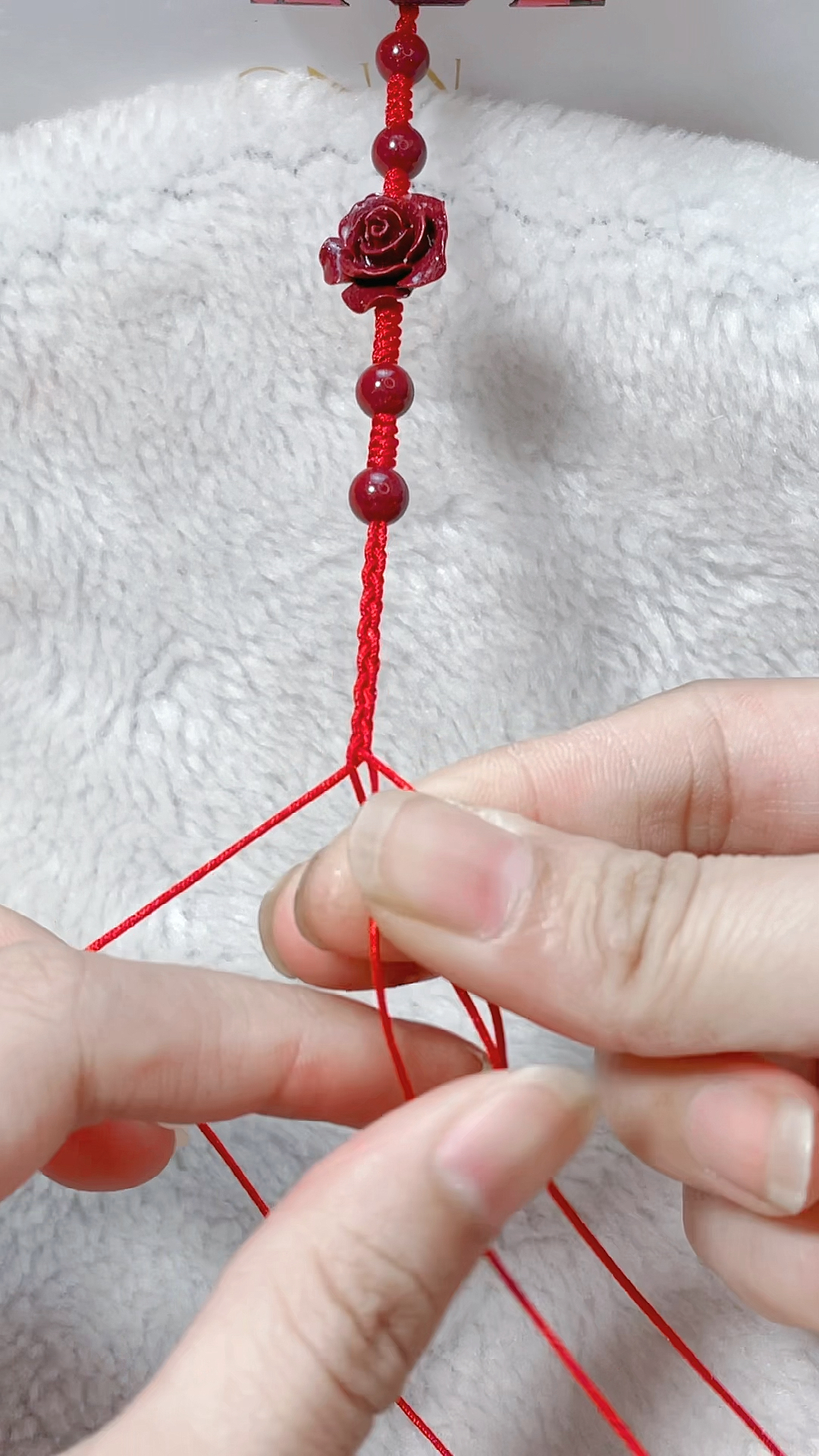 玫瑰花脚链编法