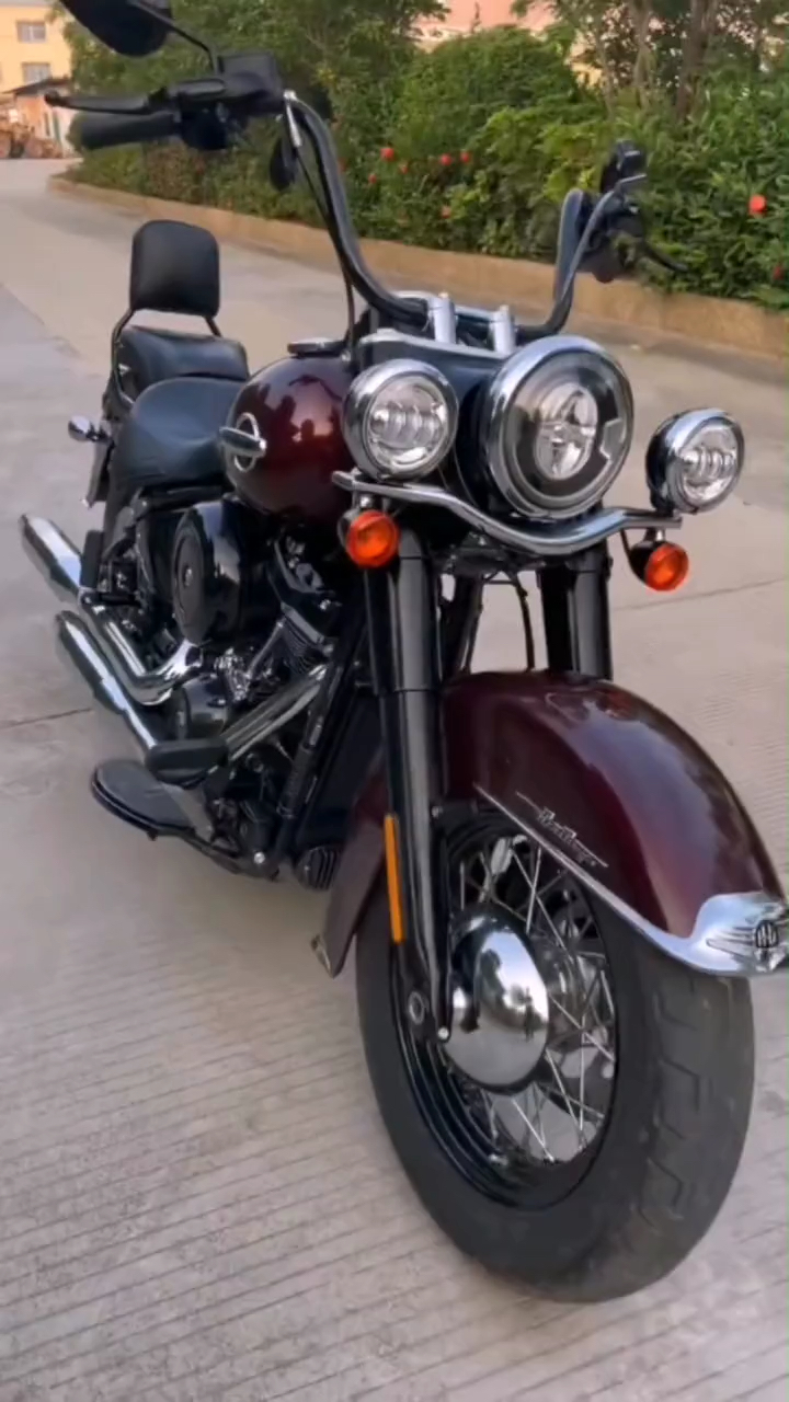 摩托车机车2018年哈雷软尾继承者哈雷摩托车