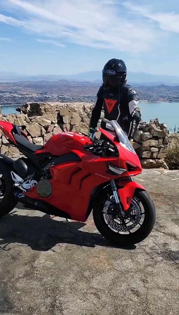 摩托车#杜卡迪panigalev4重机车