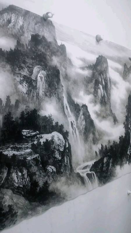 半山冬雨半生忧,一杯清茶难入喉.