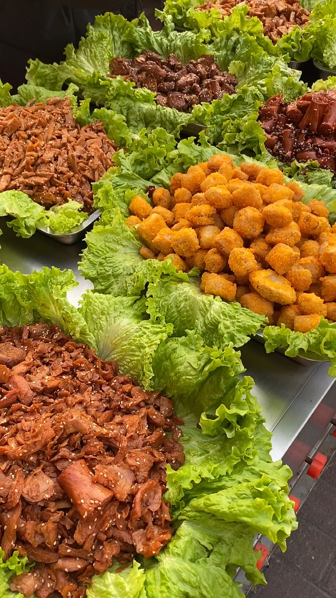 儿子上大学了我在小区门口摆摊做手撕素肉,儿子学费生活费全靠它,配方