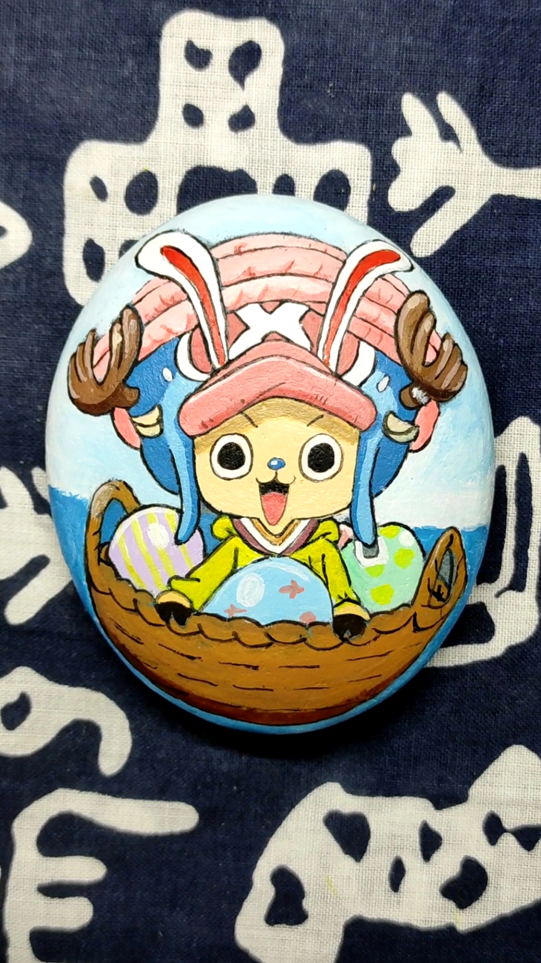 创意石头画#还记得那个可爱的小乔巴么?小乔巴朋友们还喜欢什么?