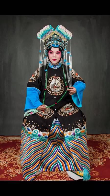 寻找最牛手艺人今天跟大家讲讲戏曲行头的样子和叫法哦