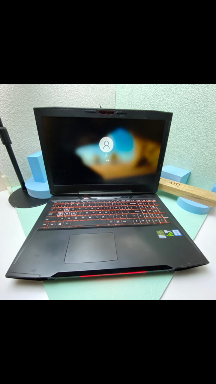 机械革命x6ti性能游戏本英特尔酷睿i76700hq3.