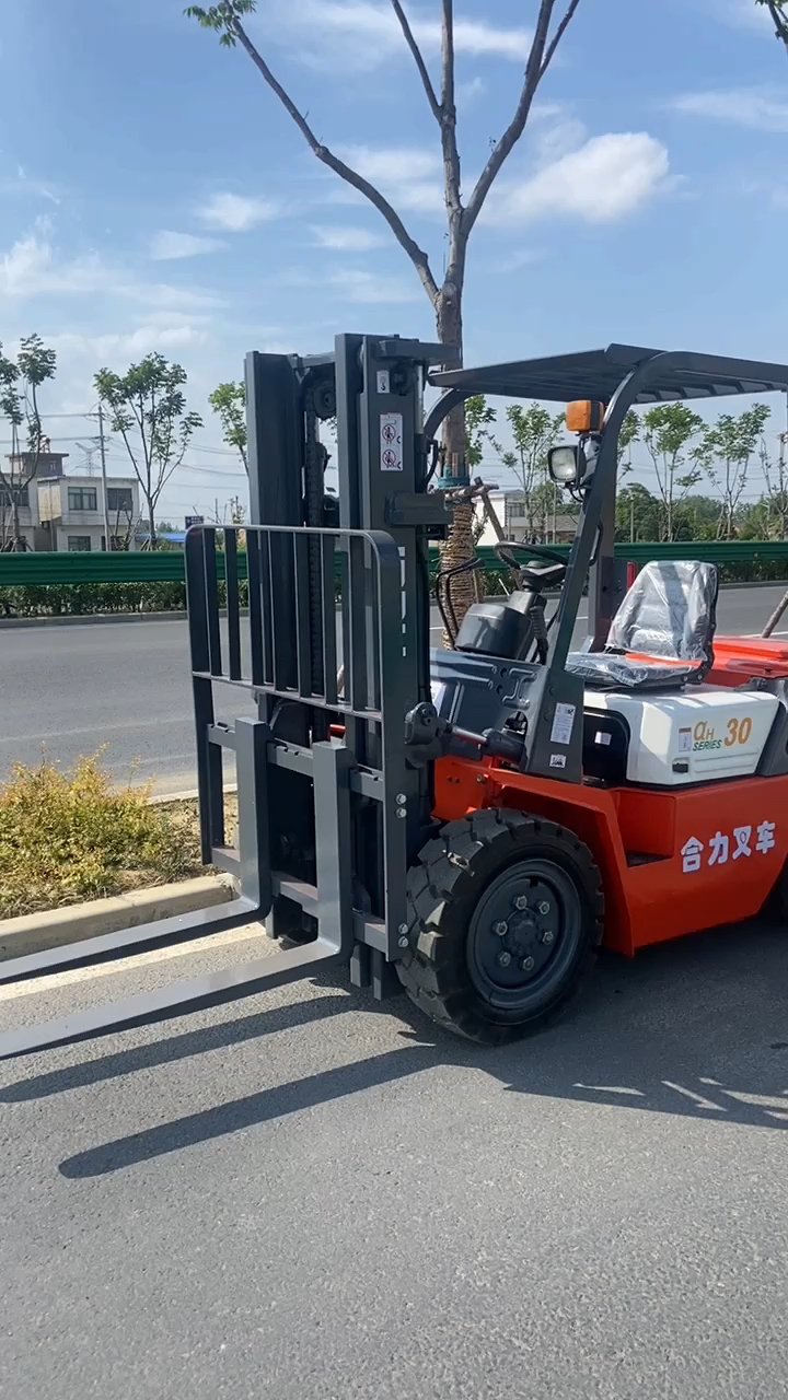 叉车叉车#经典一代合力阿尔法,大多数认识合力叉车从这代开始了剿它