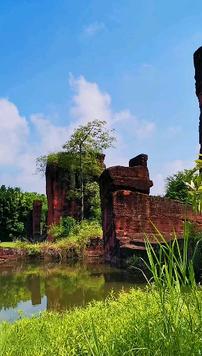 东莞#东莞石排红石山公园.东莞古采石场遗址