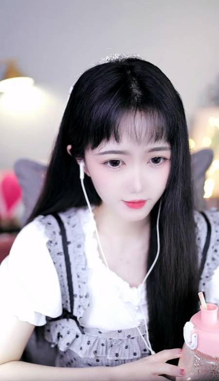 56次播放.2022-05-281【娱 951】小安琪30尊师木梳2.