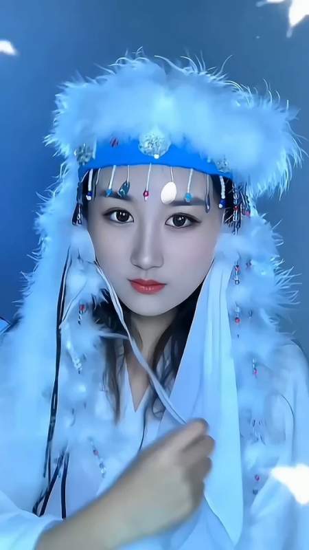 还珠格格#人物仿妆#香妃仿妆-度小视