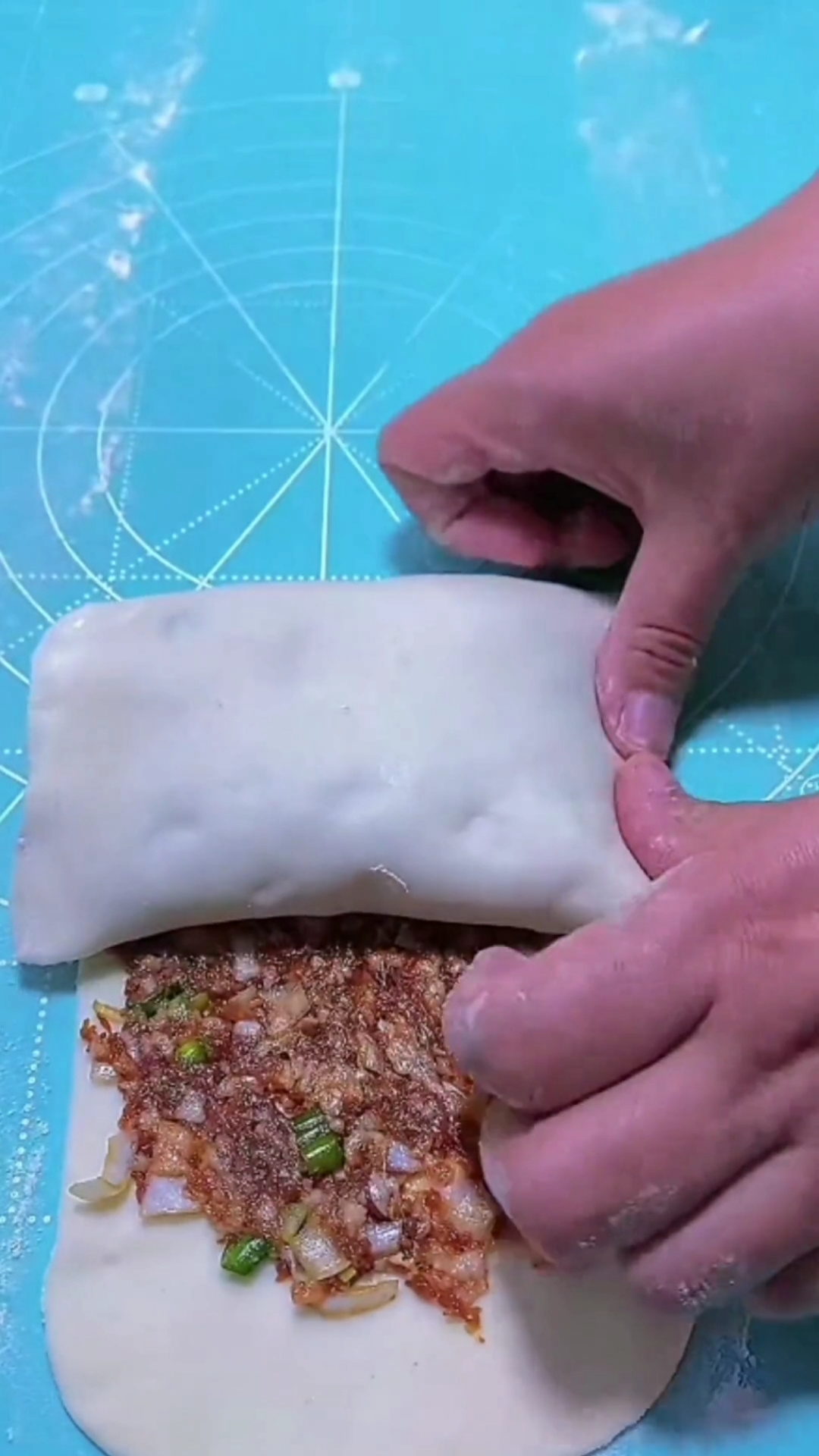 千层肉馅饼的制作手法