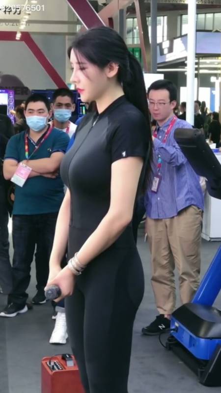 模特刘太阳#今天心情.好像不是很好.