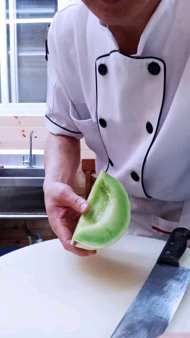 快速切玉菇雕刻