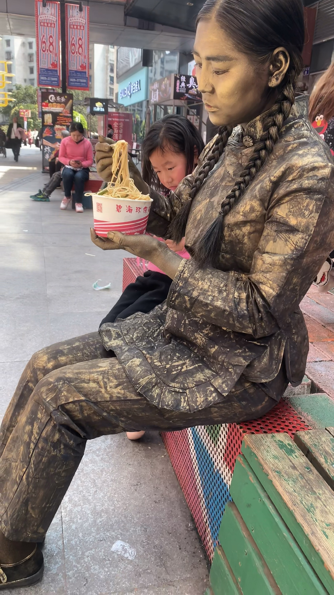 努力拼搏努力的四川女铜人,加油!