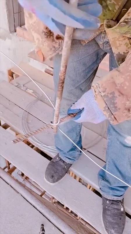 工地木工常用的铁丝校正收紧扣!