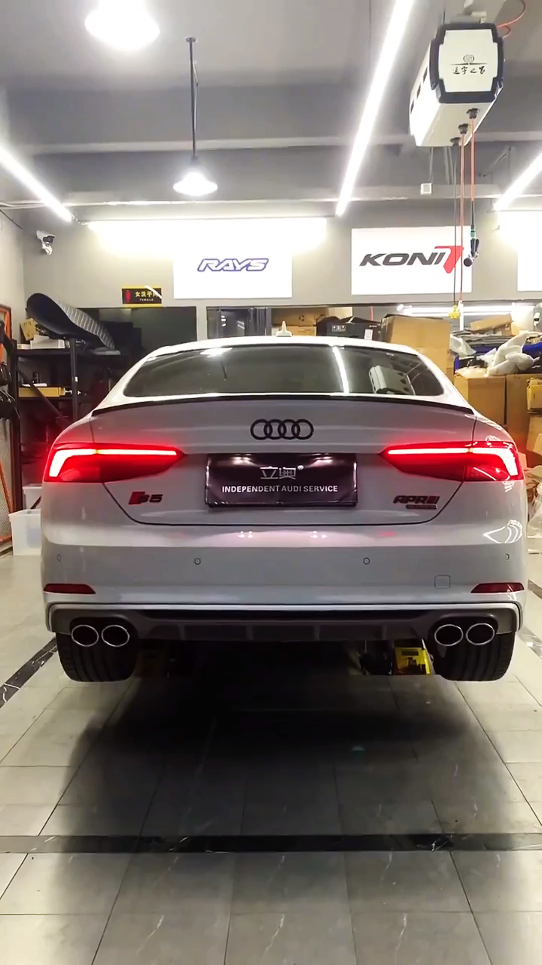 汽车改装#奥迪a5改装奥迪s4排气管,这声浪才是奥迪该有的气质!