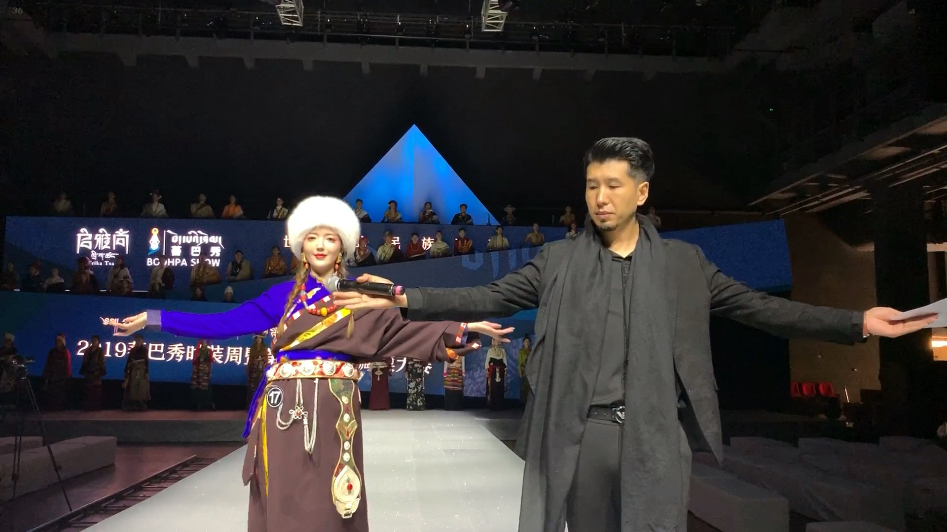 猫爷是模特舞台剧导演,并非是"网红"!