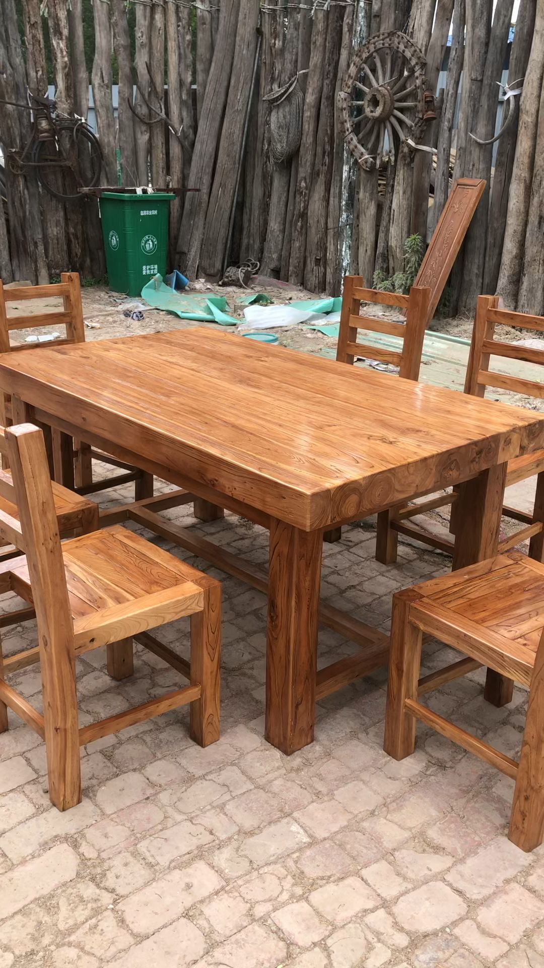 北方老榆木餐桌