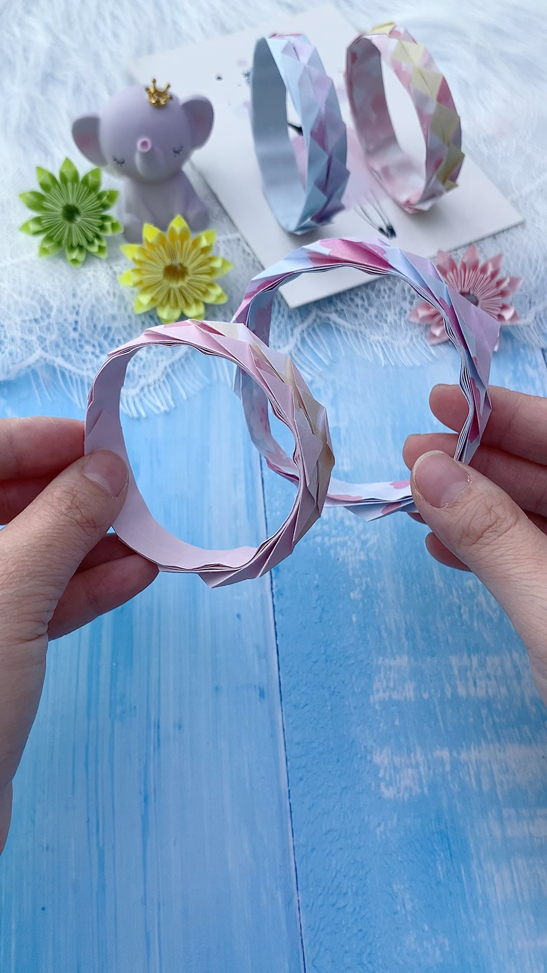 用一张纸也能折出好看又洋气的闺蜜手环,不许说没材料了!