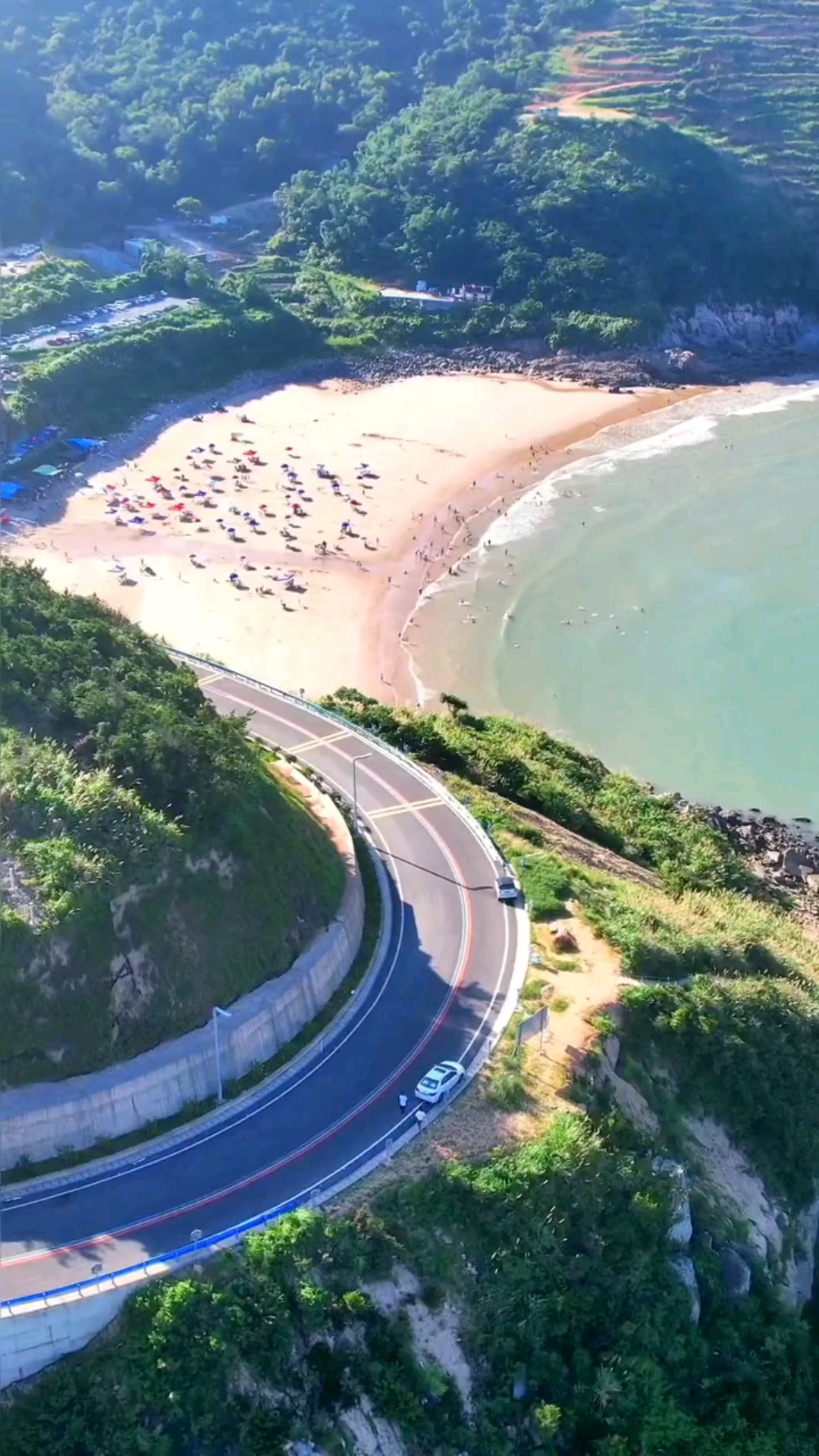 温州:苍南网红沛垒沙滩.