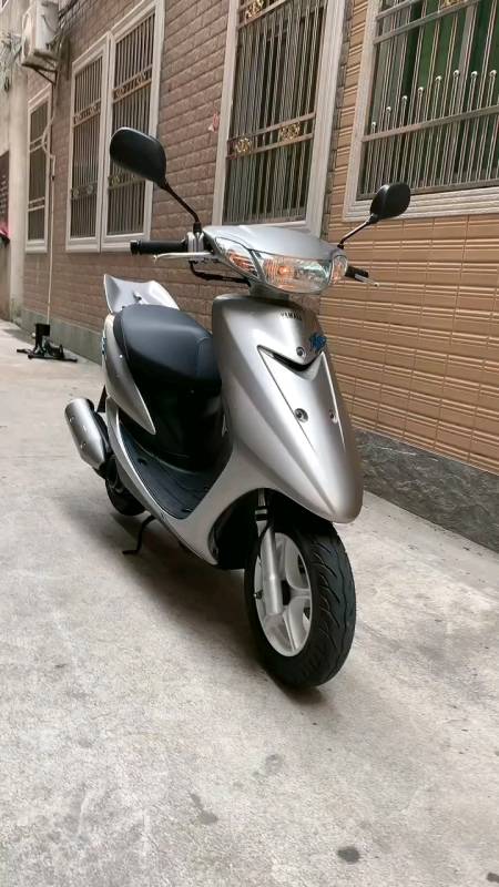 雅马哈zrevo50三表老鼠怪全车原板动力强劲急速60码爆表