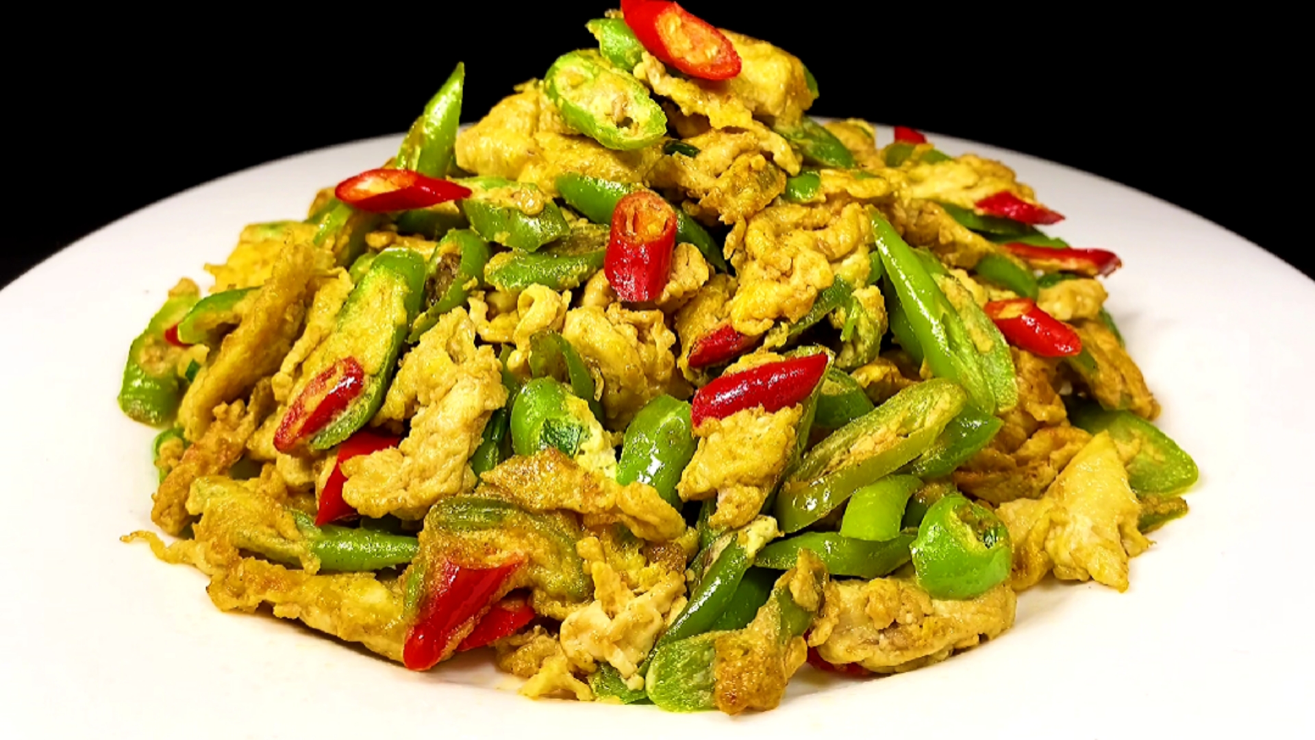 美食#辣椒炒鸡蛋是先炒辣椒还是先炒鸡蛋呢