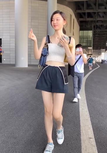 深圳市模特服务游玩σσ1454637121