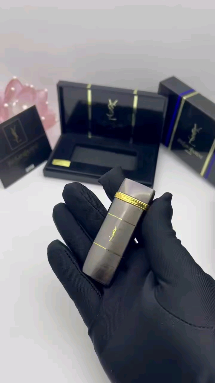 ysl收藏品镀金打火机