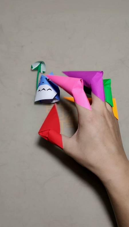 大学生日常小时候最喜欢的鬼爪