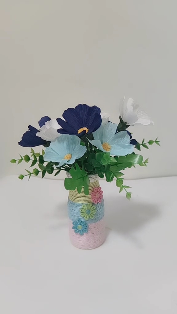 手工制作#牛奶瓶还扔吗?来,我教你做花瓶#废物利用