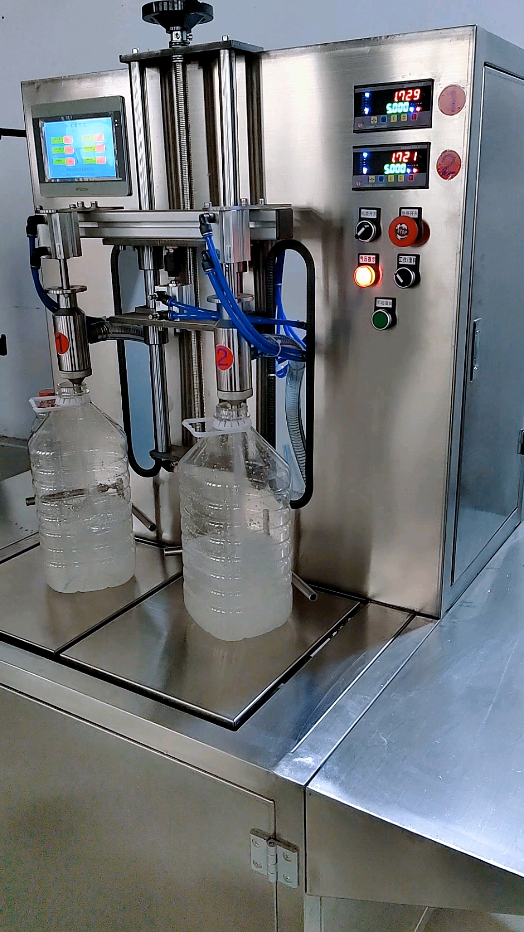 定量罐装机304不锈钢材质可用于食用油罐装