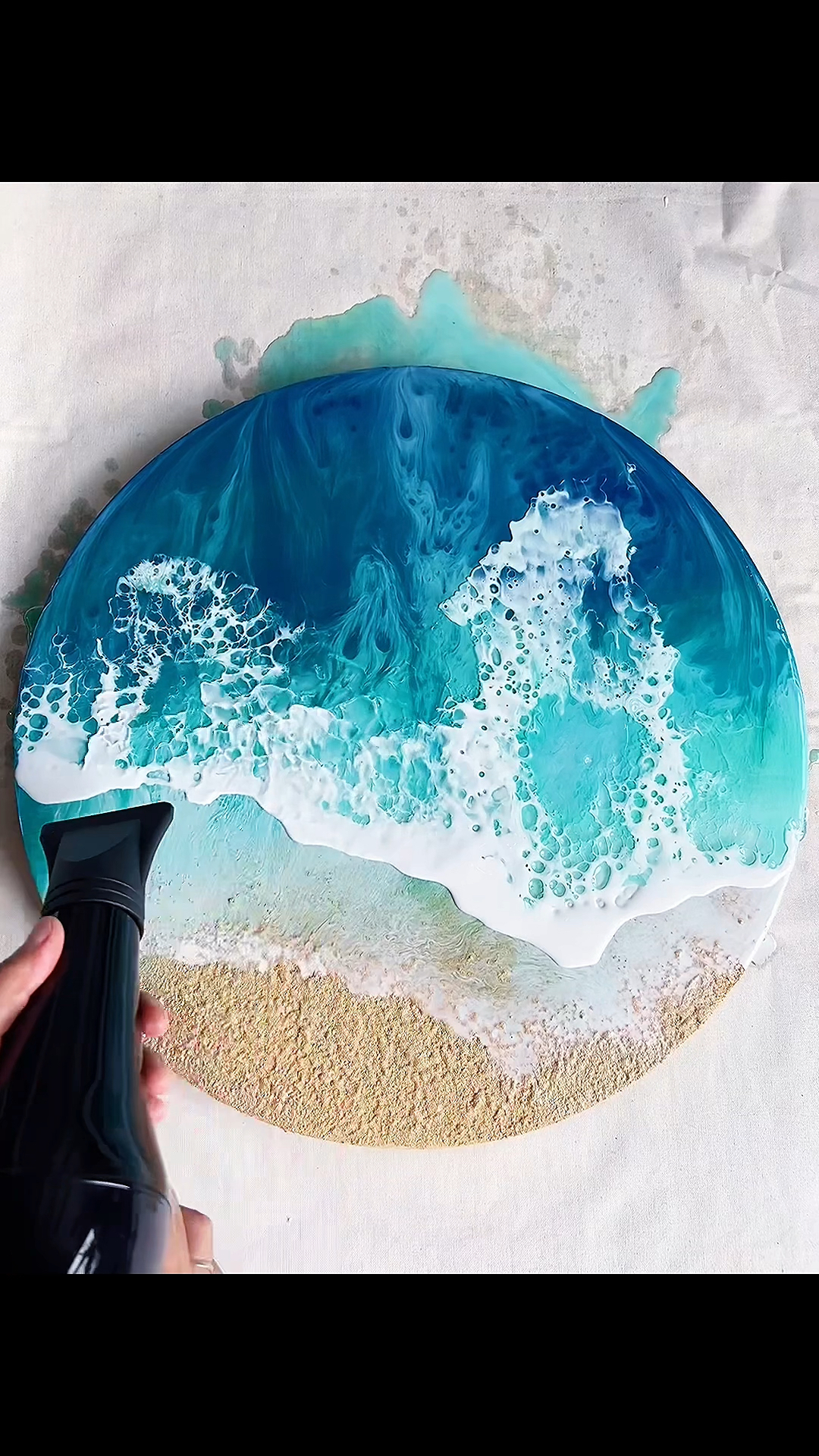 树枝滴胶的海浪作品,大家喜欢吗-度小视