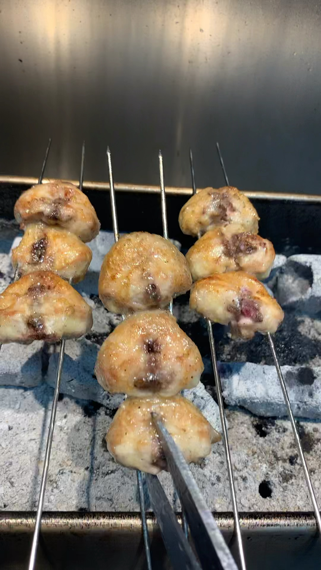 锦州烧烤#锦州烧烤啥都能烤之烤凤尾-度小视