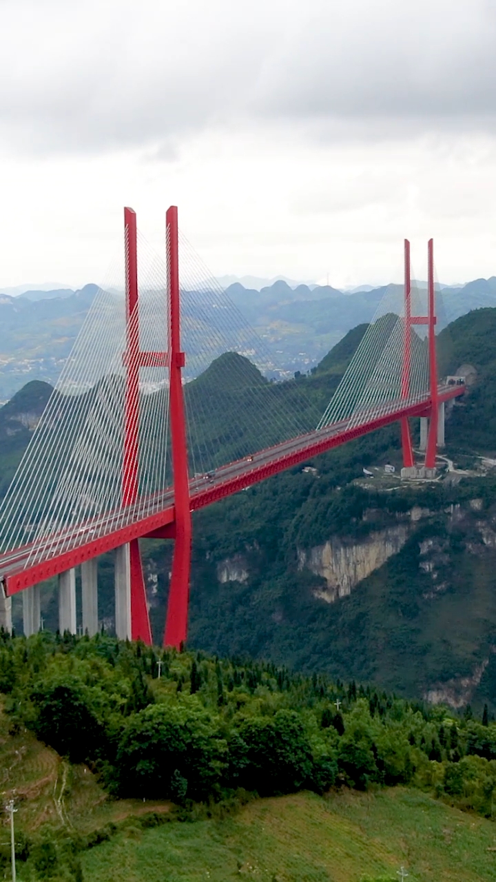 国内山区最大跨径斜拉桥,鸭池河大桥